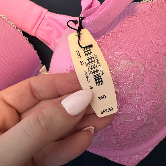 Victoria’s Secret Body by Victoria Perfect Shape Bra - Picture 2 of 3